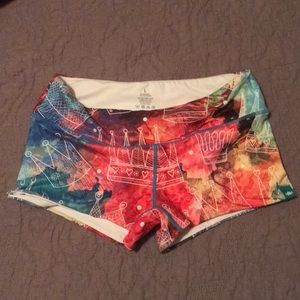 WOD BOTTOM booty shorts